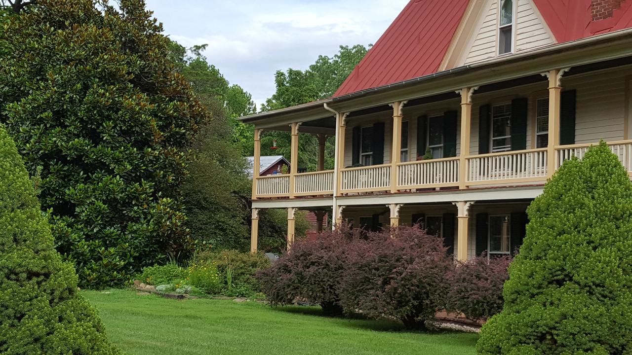 Hummingbird Inn Goshen Екстер'єр фото